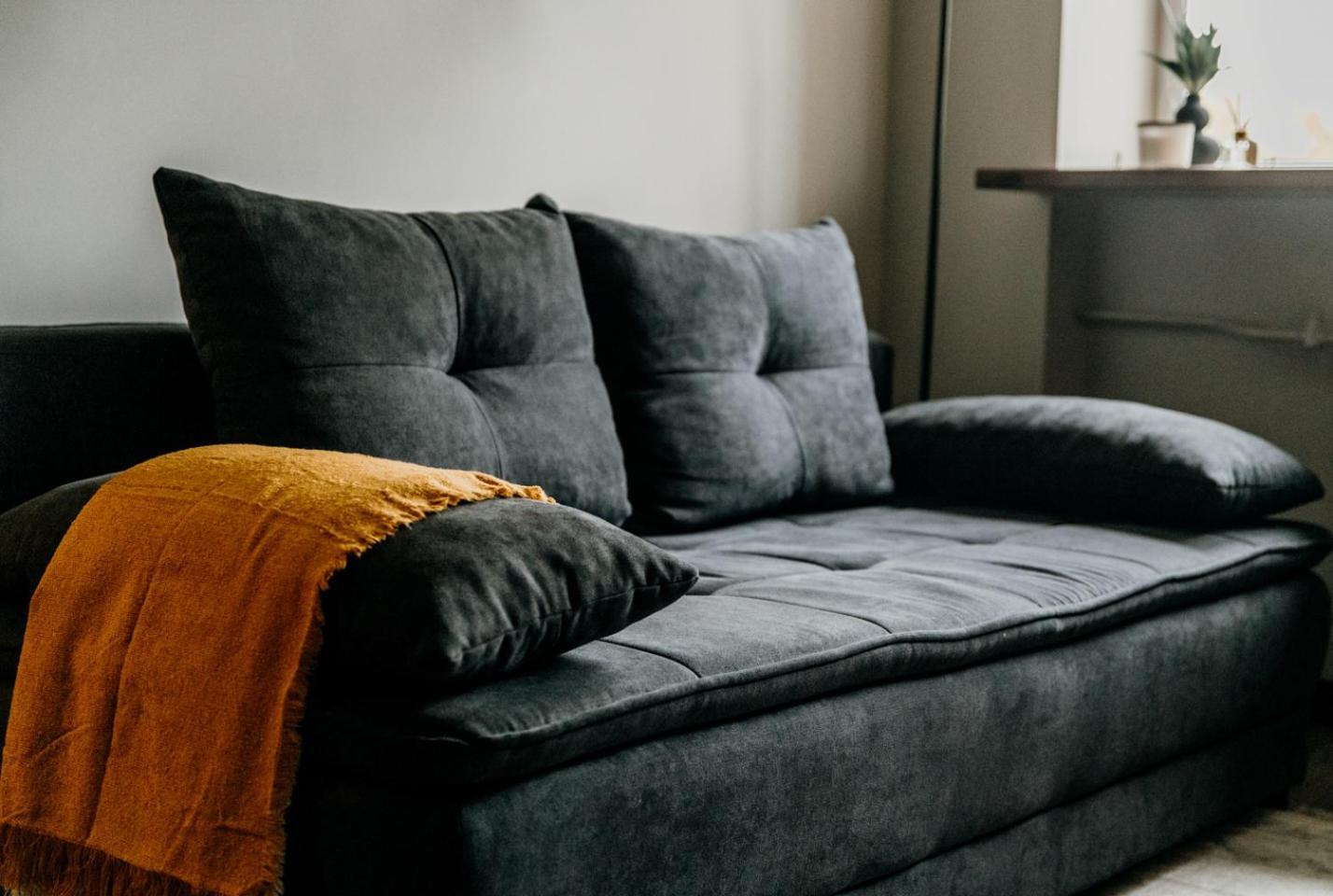 Cozy In Center *